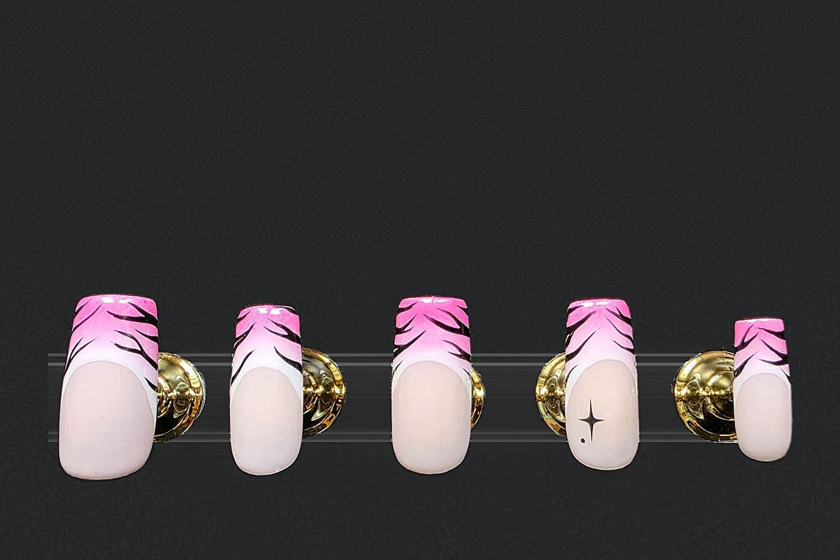 Press-on nails French rose zébré, peints à la main – Alkemia Studio
