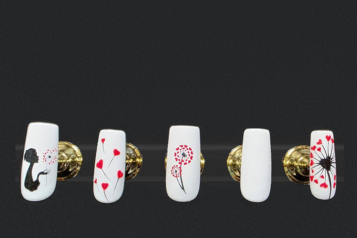 Press-on nails Cœurs & chat, peints à la main – Alkemia Studio