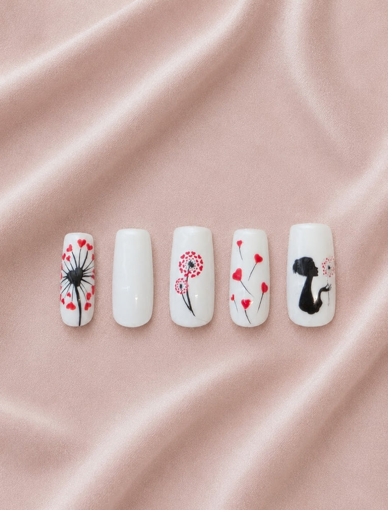 Press-on nails Pissenlits, création Alkemia Studio